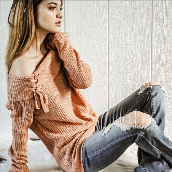 HP Off Shoulder Sweater - Picture 3 of 7